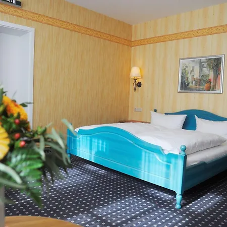 호텔 Brauhaus Zum Loewen 3*