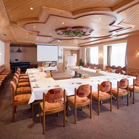 Ξενοδοχείο Brauhaus Zum Loewen 3*