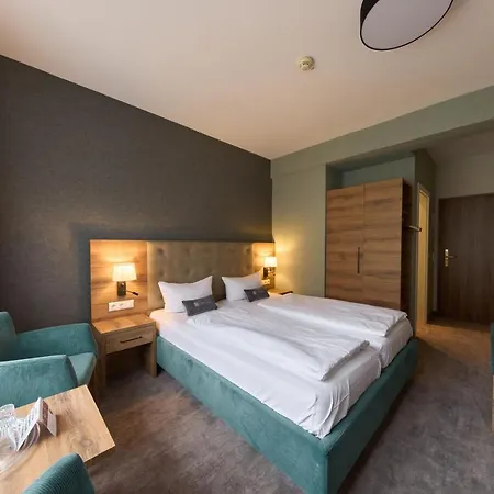 Brauhaus Zum Loewen 호텔 3*