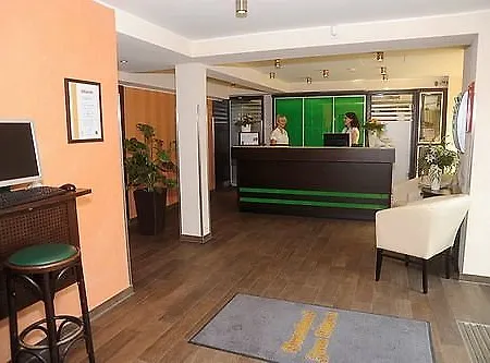 Brauhaus Zum Loewen Szálloda 3*