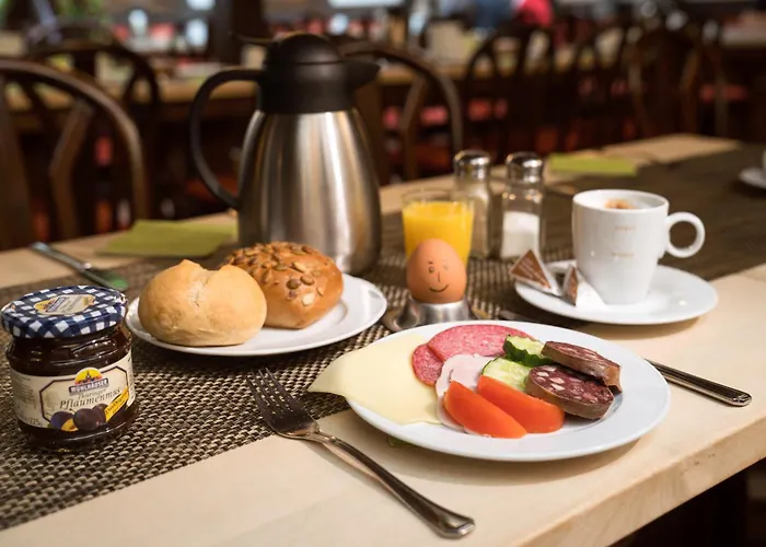 Brauhaus Zum Loewen Otel