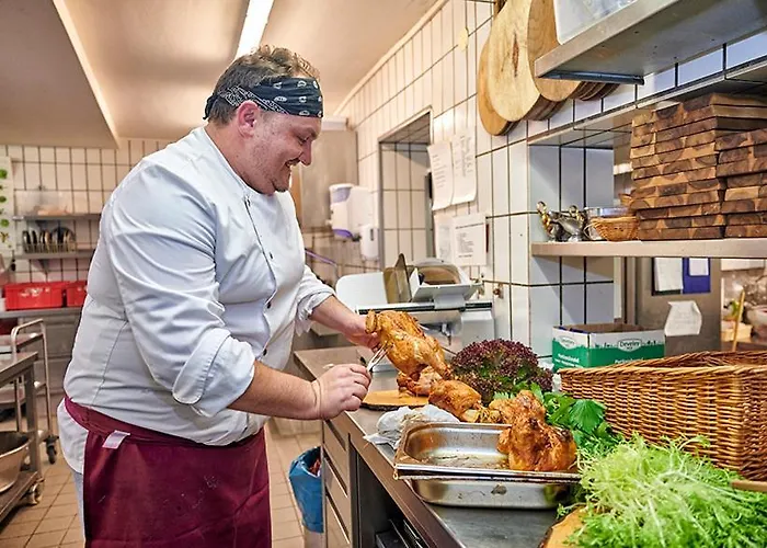 Brauhaus Zum Loewen מלון 3*