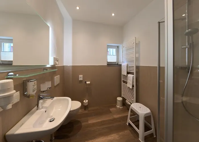 Otel Brauhaus Zum Loewen Mühlhausen