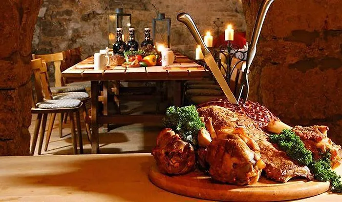 מלון Brauhaus Zum Loewen Mühlhausen