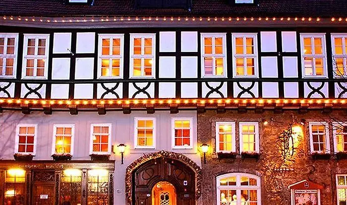 Brauhaus Zum Loewen מלון 3*