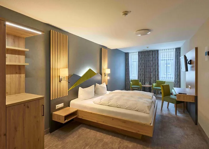 Brauhaus Zum Loewen Otel 3*