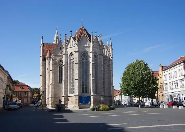 מלון Brauhaus Zum Loewen Mühlhausen